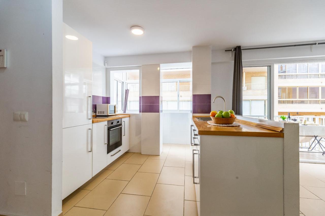 Fuengirola Paseo Maritimo Deluxe Apartment By The Beach Bagian luar foto