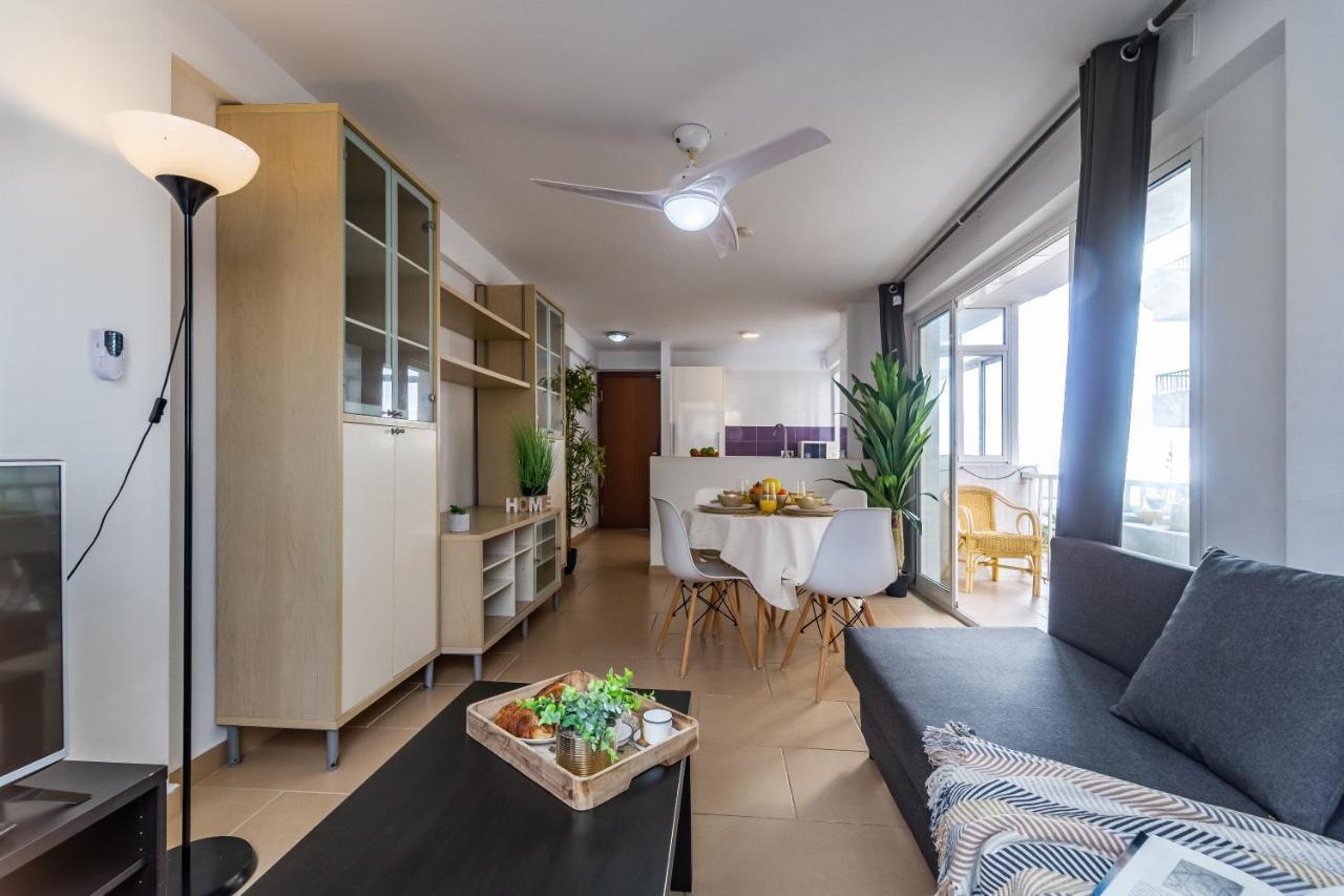 Fuengirola Paseo Maritimo Deluxe Apartment By The Beach Bagian luar foto